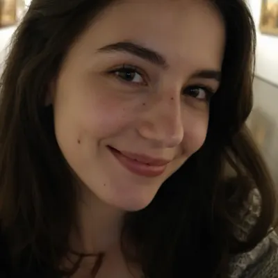 Элен, 21